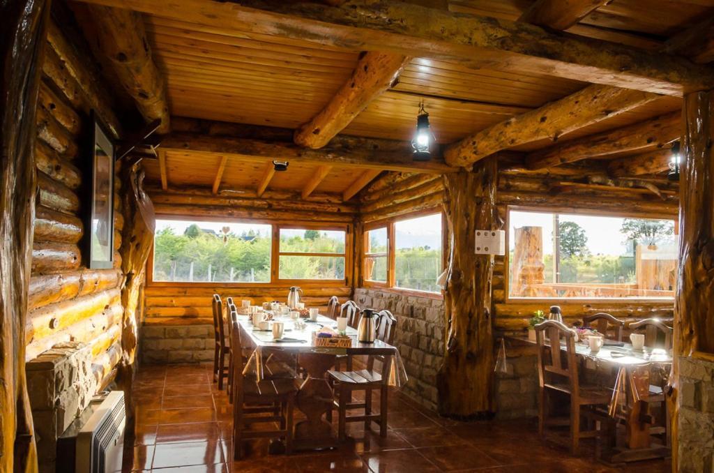 Hosteria La Portada Trevelín Extérieur photo
